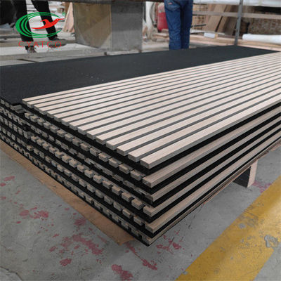 مقاومة للحريق MDF الخشب لوحة القشرة 3D PET امتصاص الصوت المركب