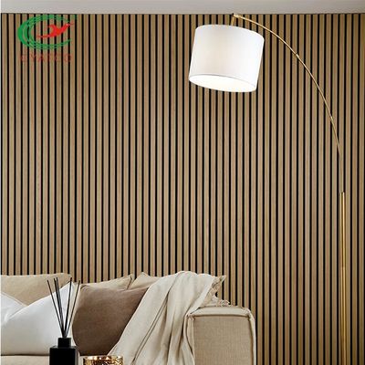 شقة عمودي الخشب Slat Wall الأخشاب 600x1200mm امتصاص الصوت